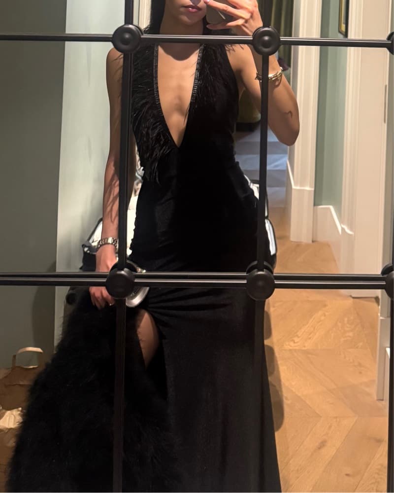 Black Evening Gown with Feathered Trim - Image 4