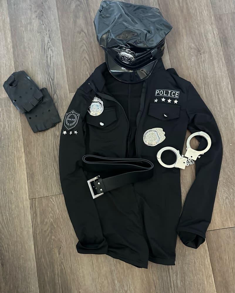 Police Costume - Image 1