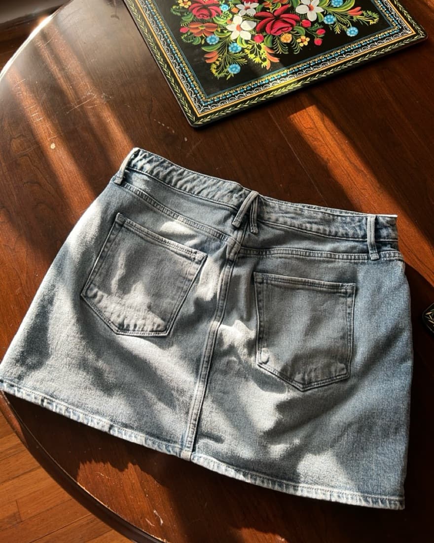 Good American Jean Skirt - Image 3