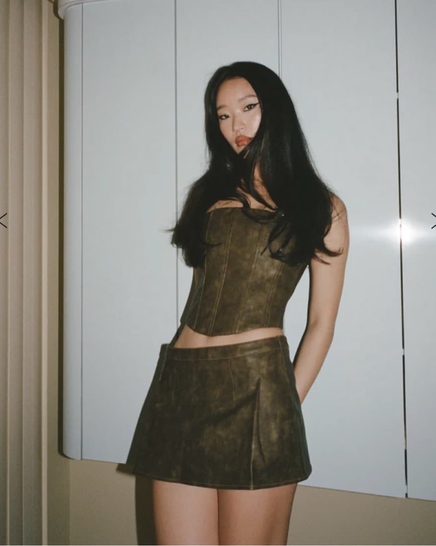 With Jean Brown Leather Set - Image 1