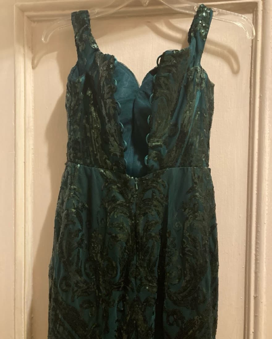 Emerald Green ball gown prom dress - Image 2