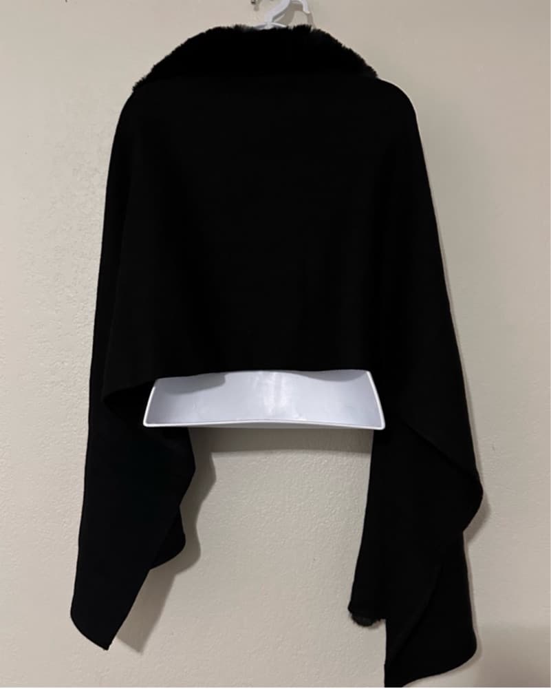 Adrienne Landau Shawl - Image 2