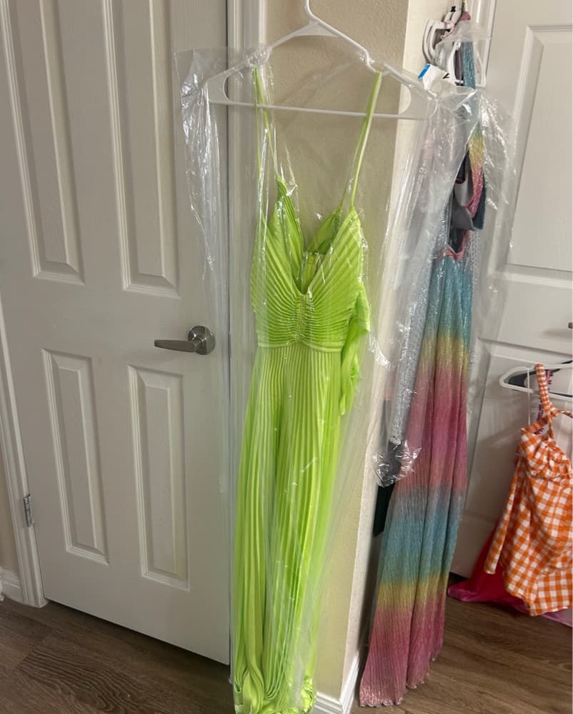 ALC Aries Lime Green Maxi - Image 3