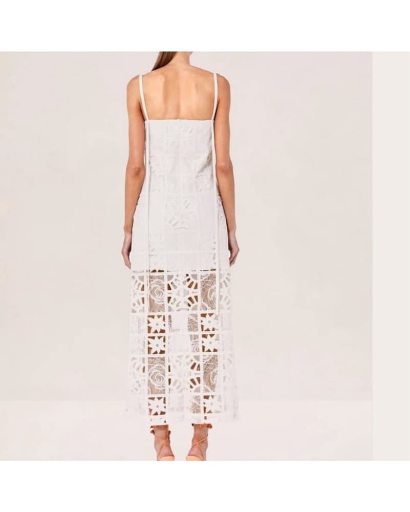 Alexis Bronze Midi Dress In White - Image 3