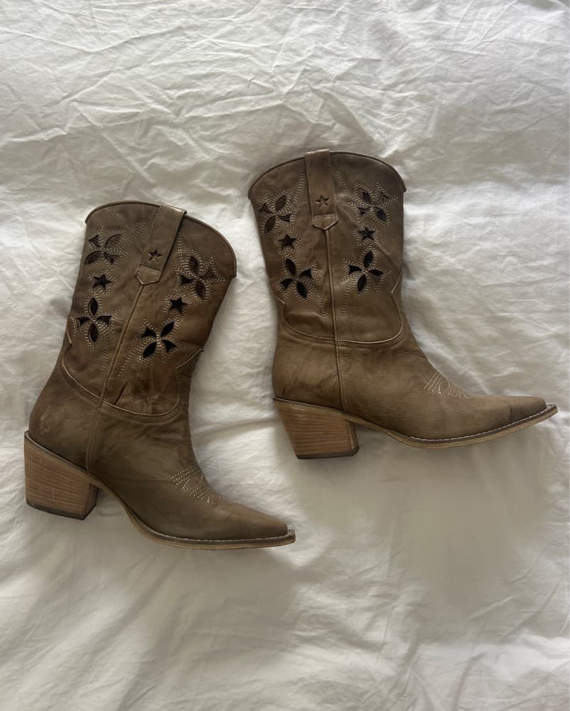 Cut Out Leather Western Cowboy Boots - Image 1