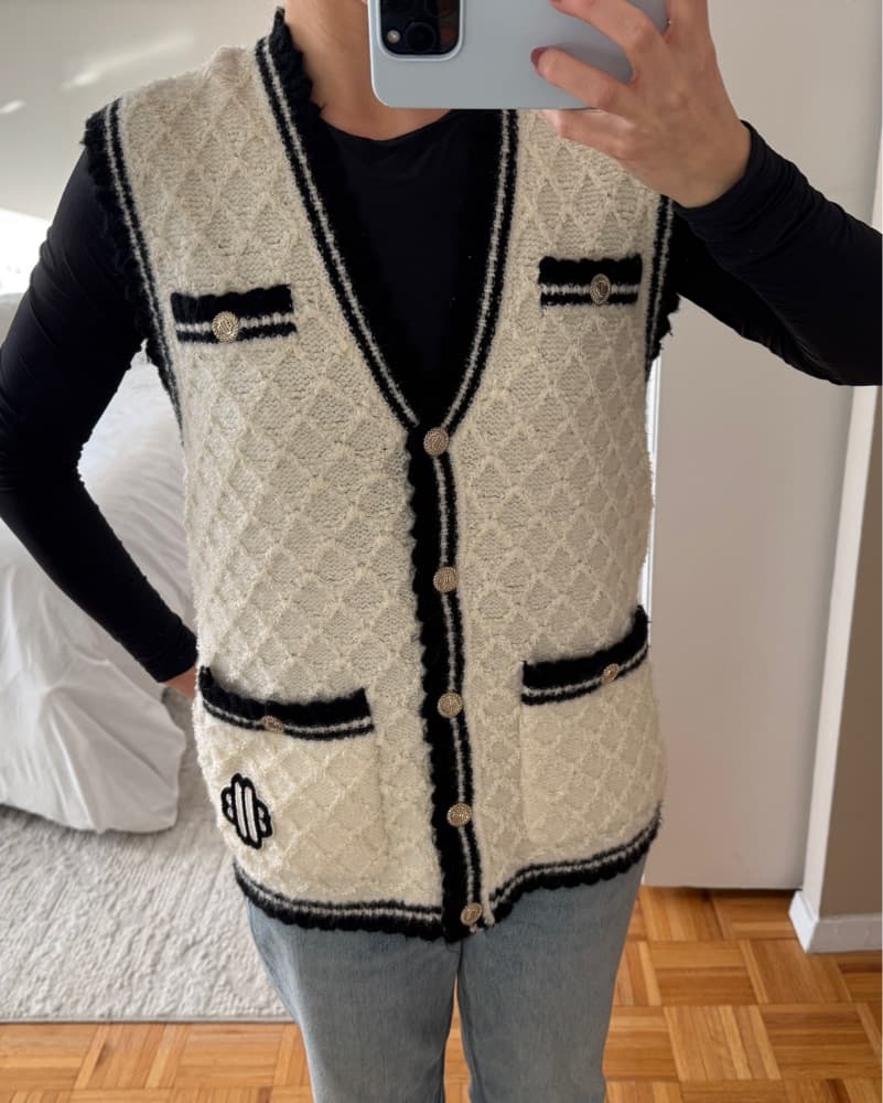 Chic Maje White Knit Vest - Image 4