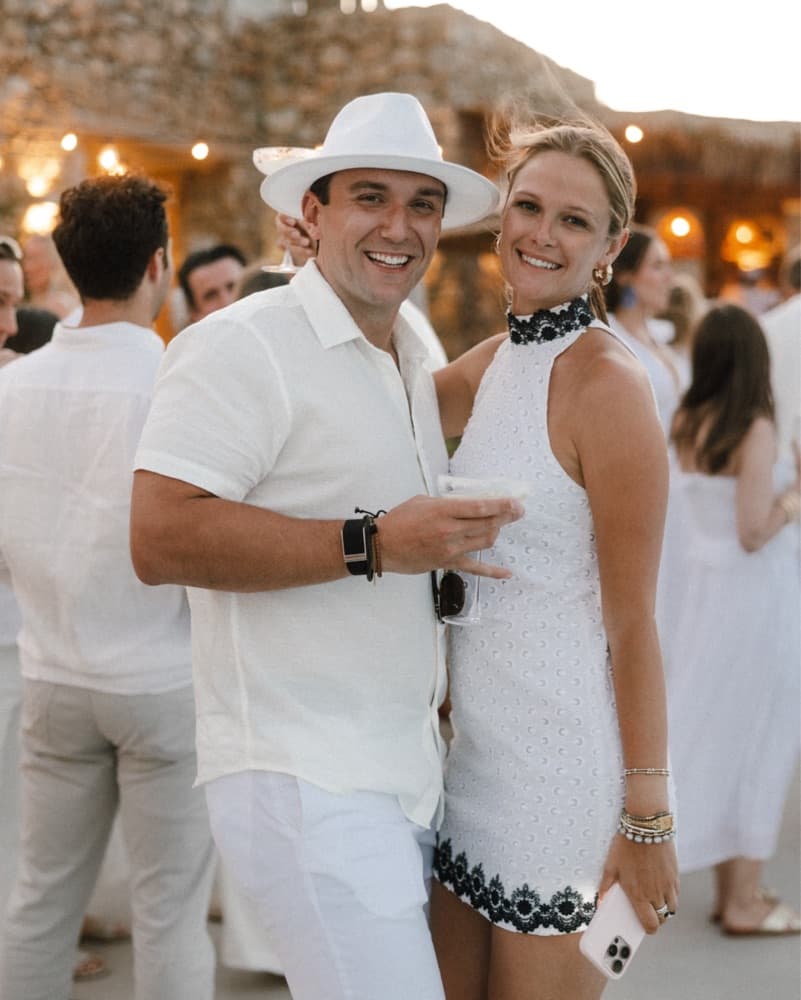 Elegant Lace Halter Dress - Image 3