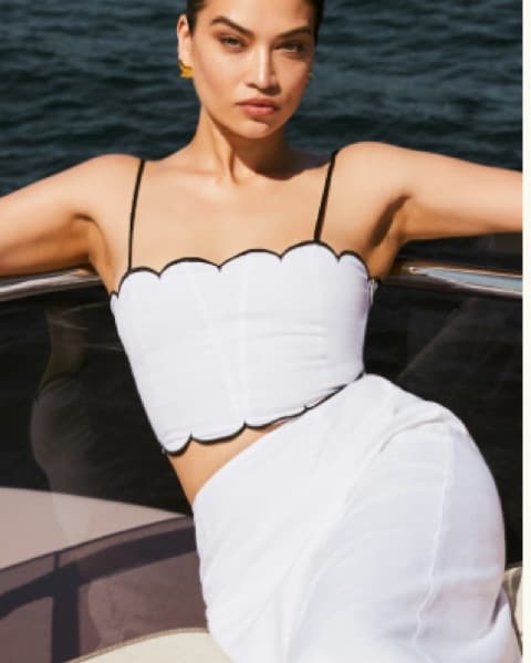 Elegant Scallop-Trimmed White Skirt Set  - Image 2