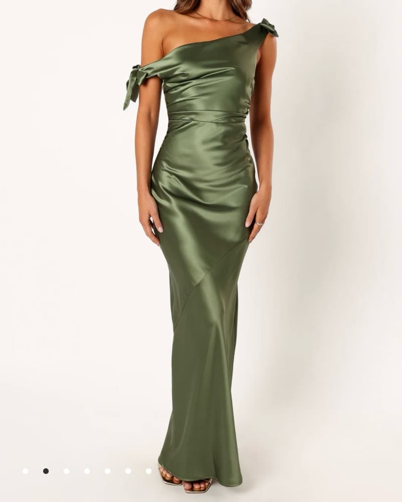 Green Off The Shoulder Maxi Dress - Image 2