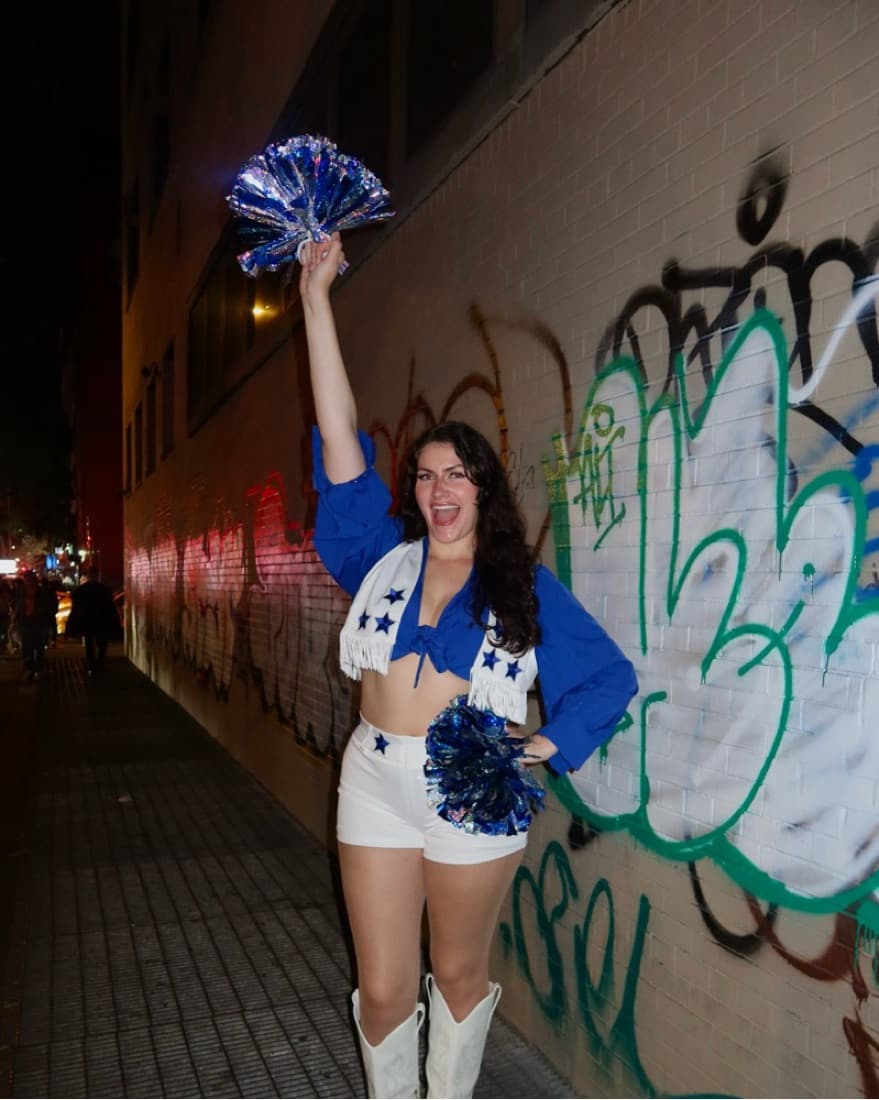 Dallas Cowboys Cheerleader Costume  - Image 2