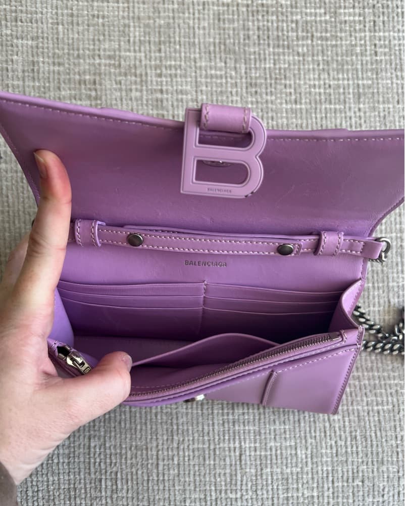 Balenciaga Hourglass Wallet On Chain - Image 2