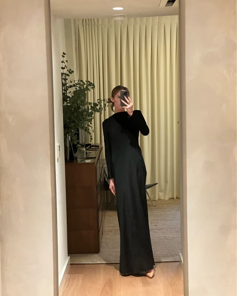 Velvet And Silk Vintage Gown - Image 4