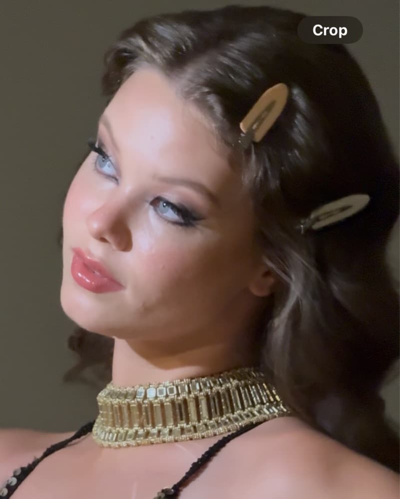 Gold Baroque Chocker - Image 6