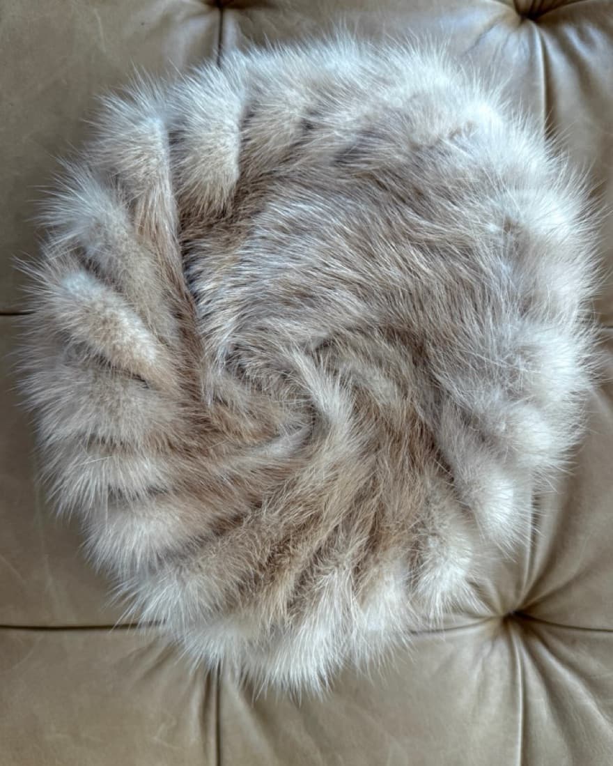 Genuine Natural Mink Fur HAT - Image 1