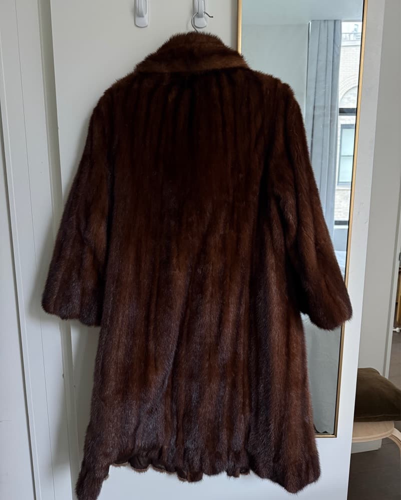 Vintage Brown Mink Coat - Image 2