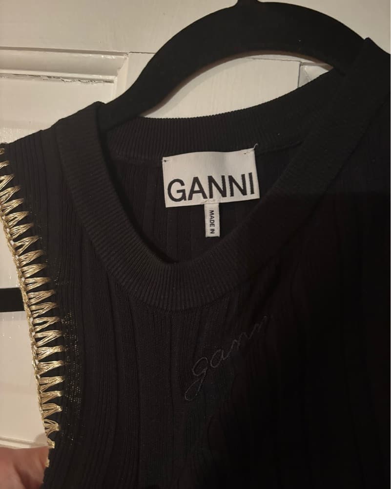 GANNI Black Top Gold Accents - Image 4