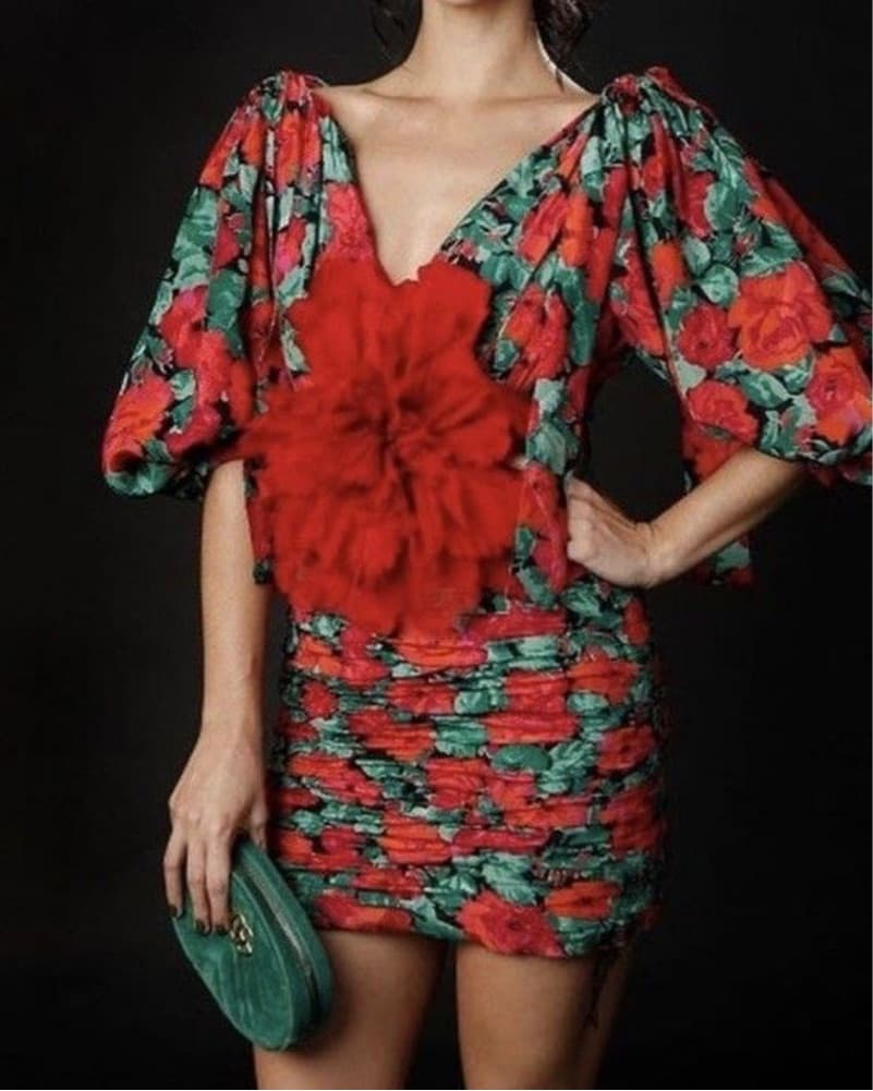 $4850 Gucci Runway Floral Red Dress - Image 1