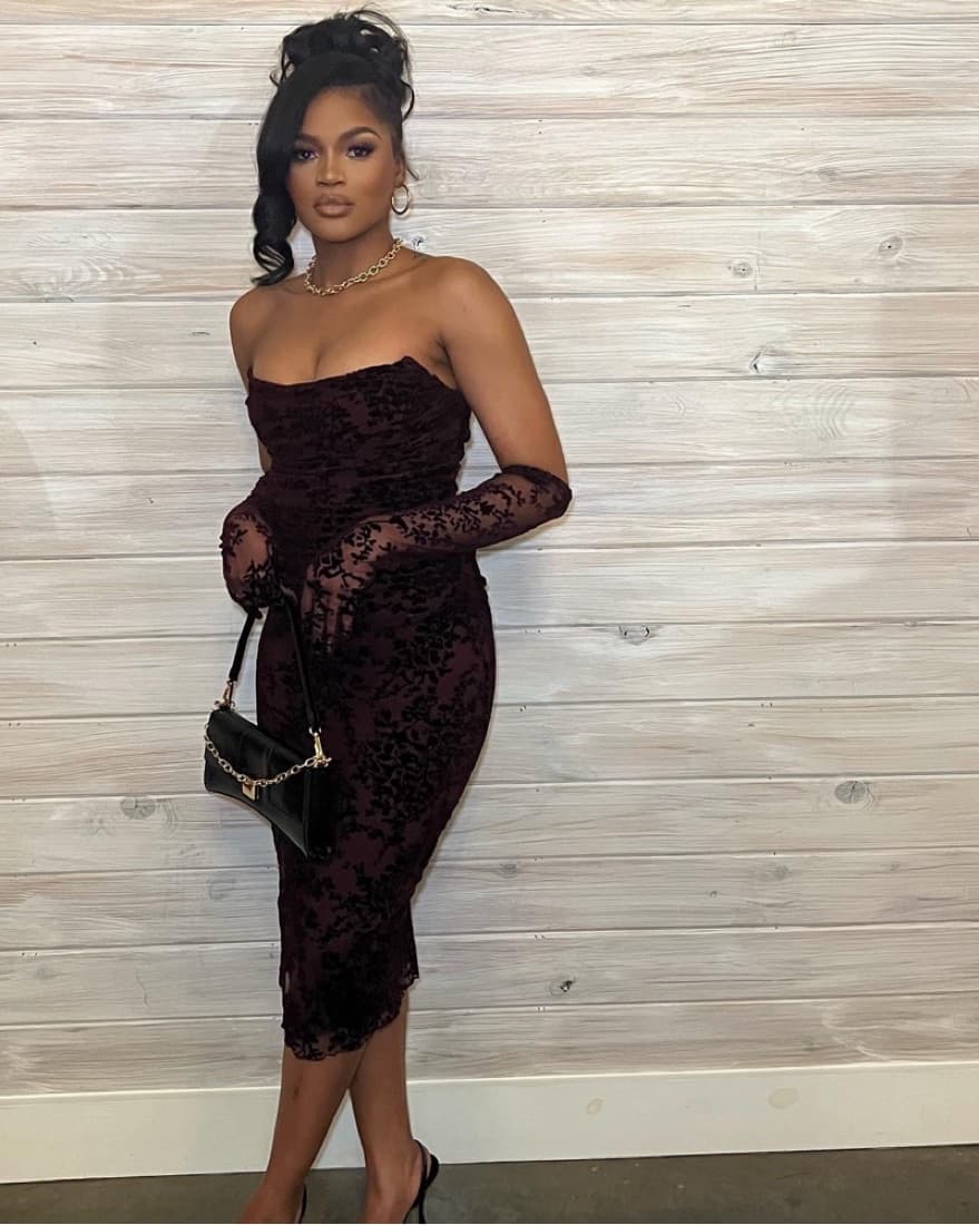 Sultry Velvet Midi Dress - Image 2