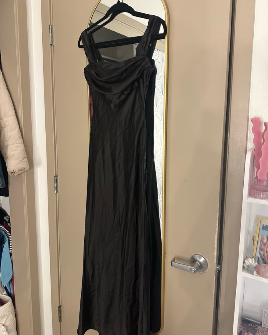 Off Shoulder Formal Maxi Dress - Image 3