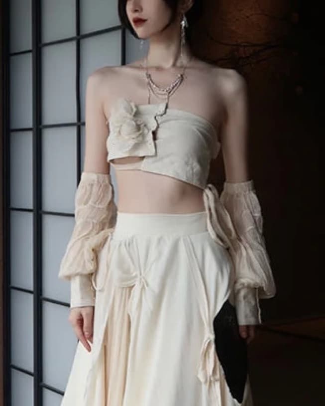 Cream Flower Top - Image 4