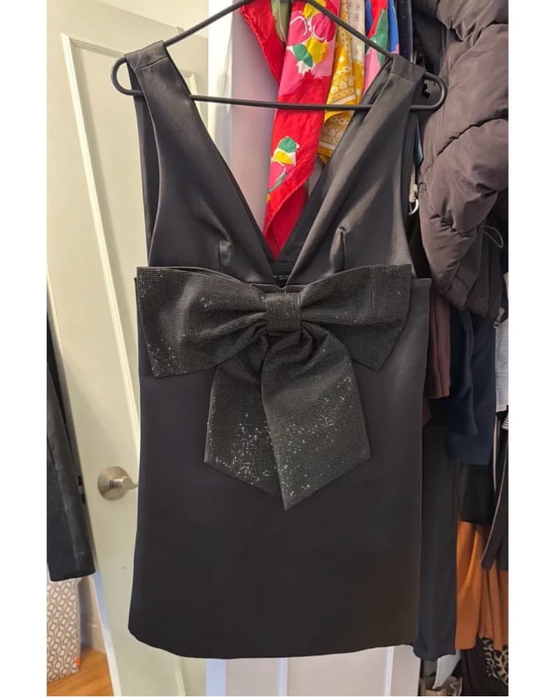 Elegant Sequin Bow-Tie Black Dress - Image 5