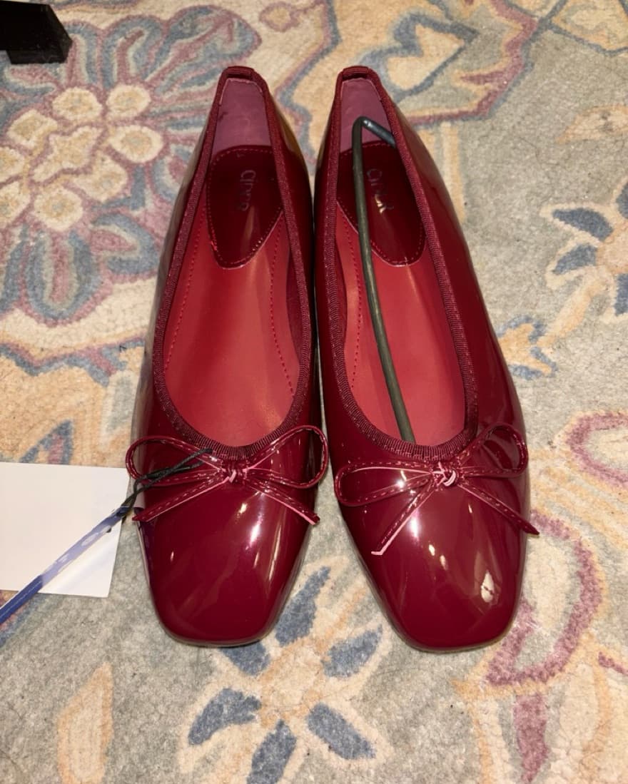 Never Worn Flats!!! - Image 1