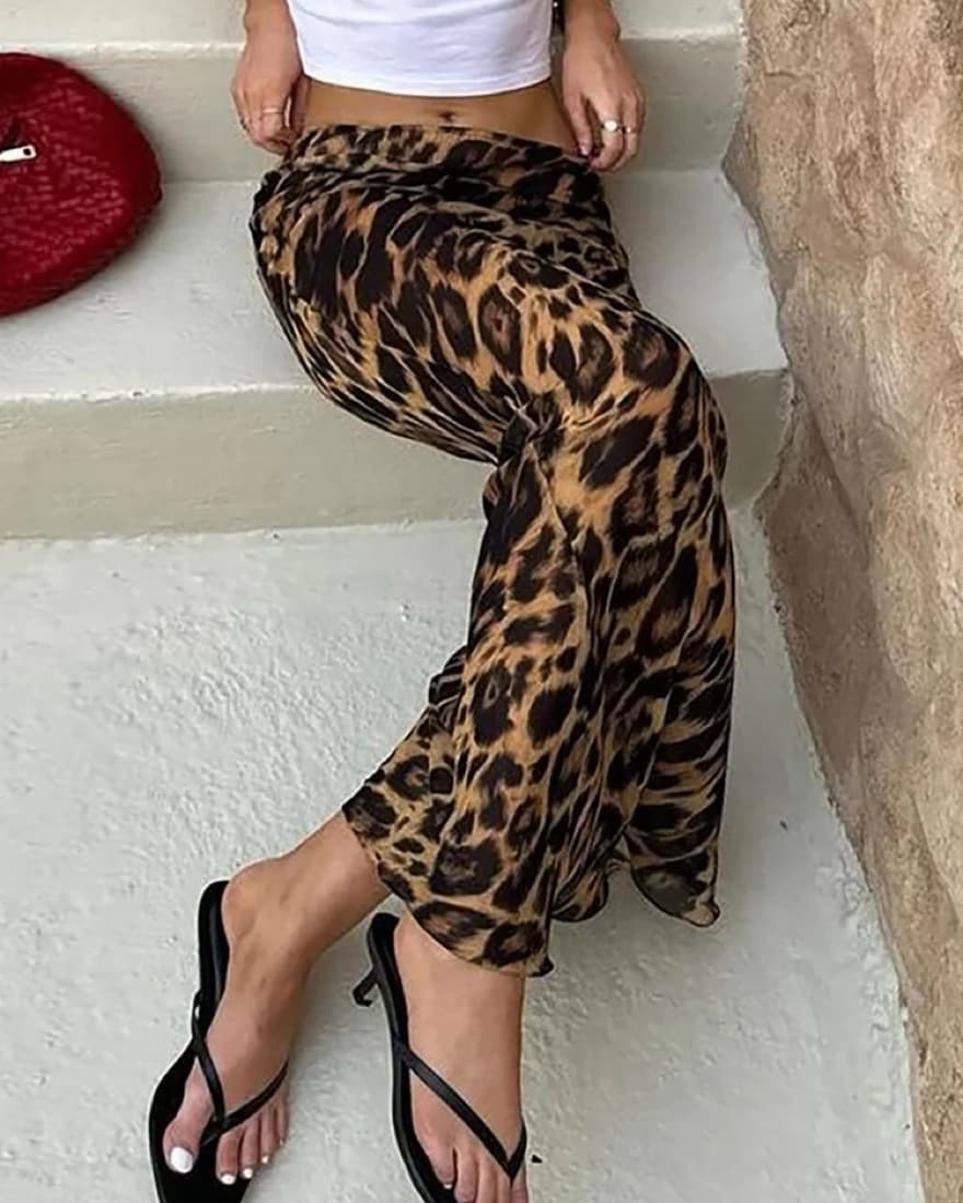 Slim Leopard Print Maxi Skirt - Image 4
