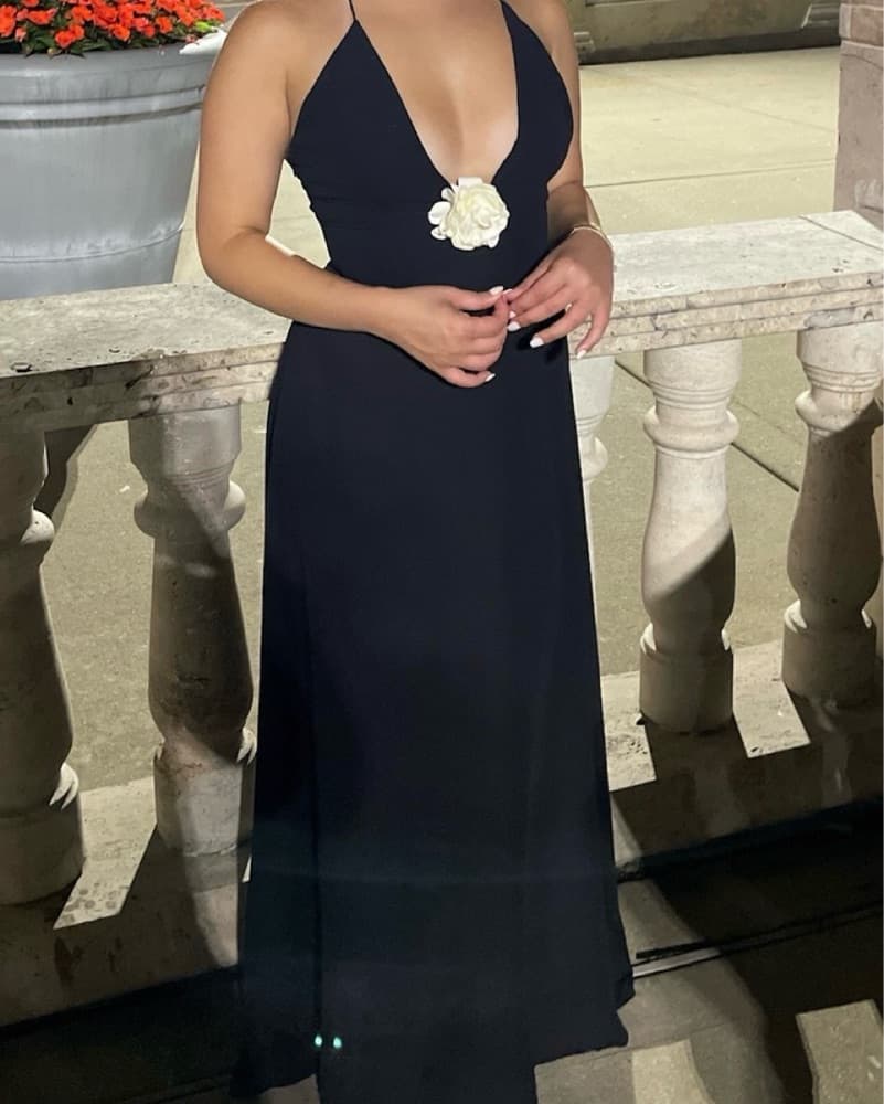 Elegant Black Halter Maxi Dress - Image 1