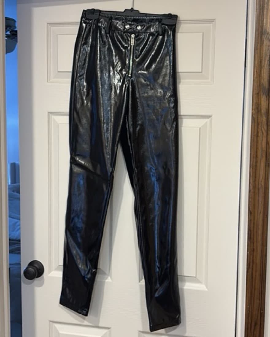 Nikole Pant in Black I.AM.GIA - Image 2