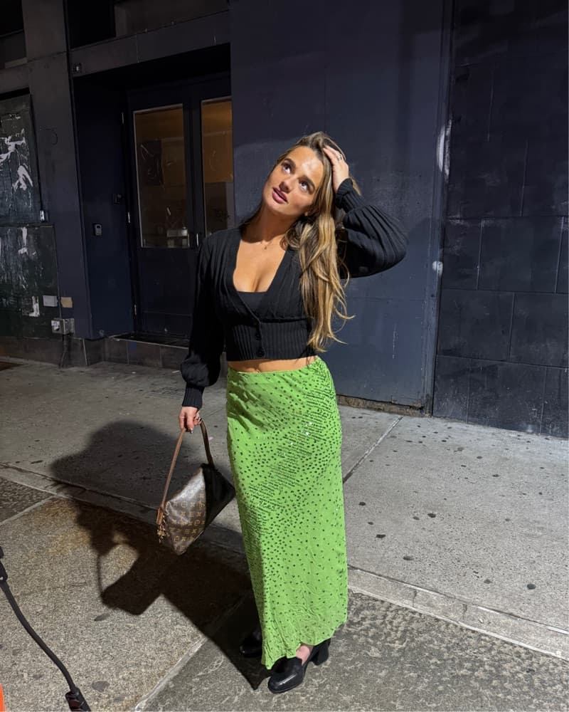 Vibrant Green Sparkly Maxi Skirt - Image 2