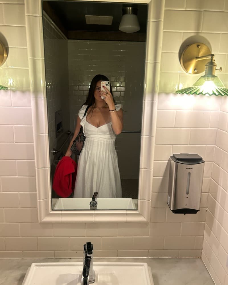 Elegant White Maxi Dress - Image 3