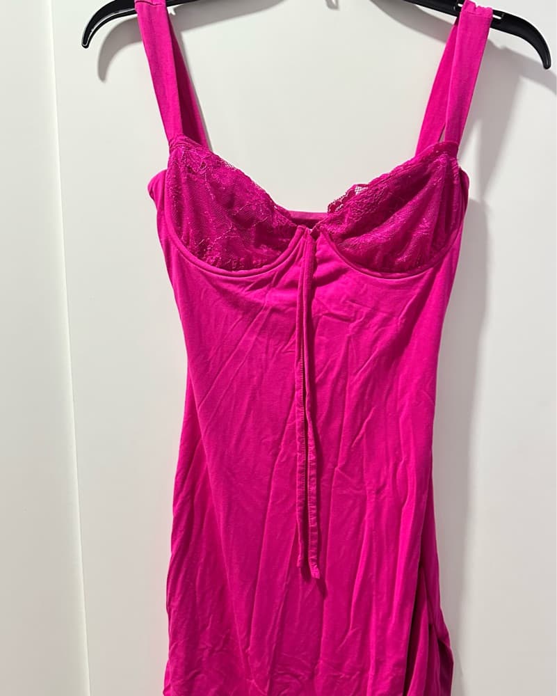 Outcast Lace Mini Dress Hot Pink - Image 4