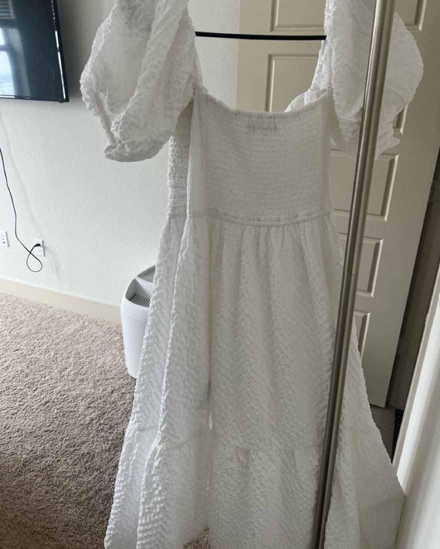 Abercrombie & Fitch White Puff Sleeve  - Image 1