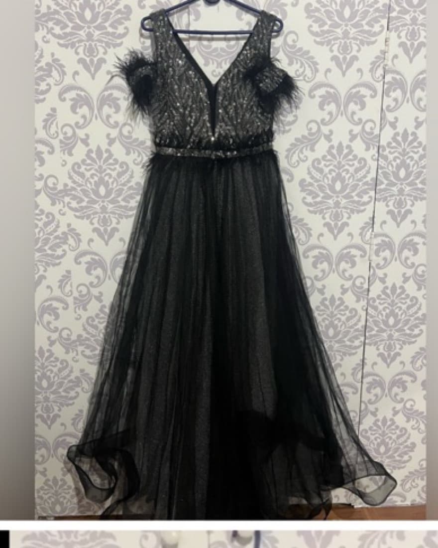 Black Maxi evening Dress - Image 1