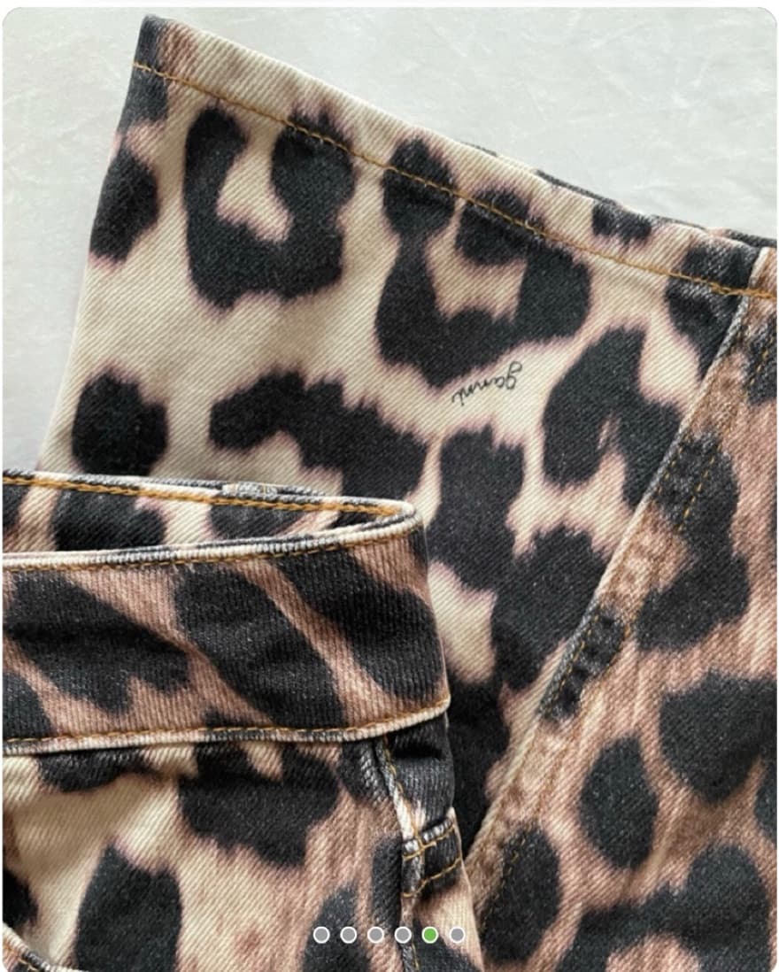 Ganni Leapord jeans  - Image 3