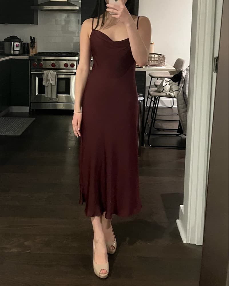 Maroon Satin Midi Dress - Image 3