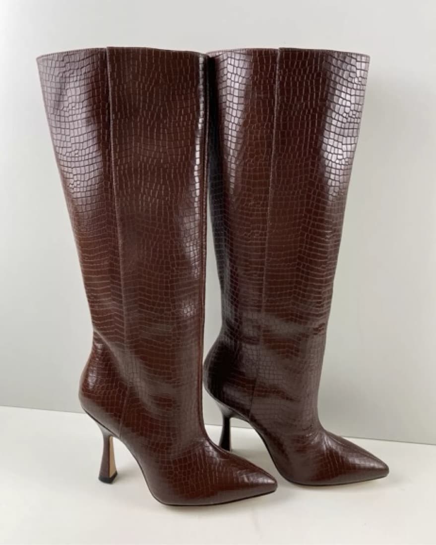 Stuart Weitzman Boots - Image 5