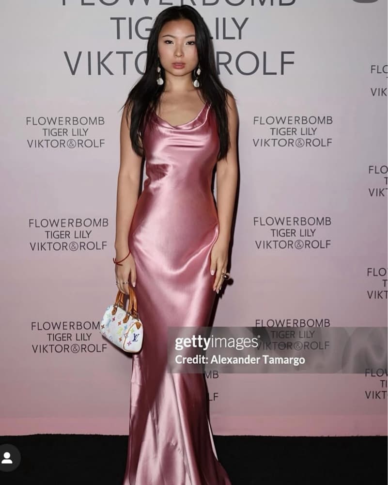 Elegant Satin Mermaid Gown - Image 1