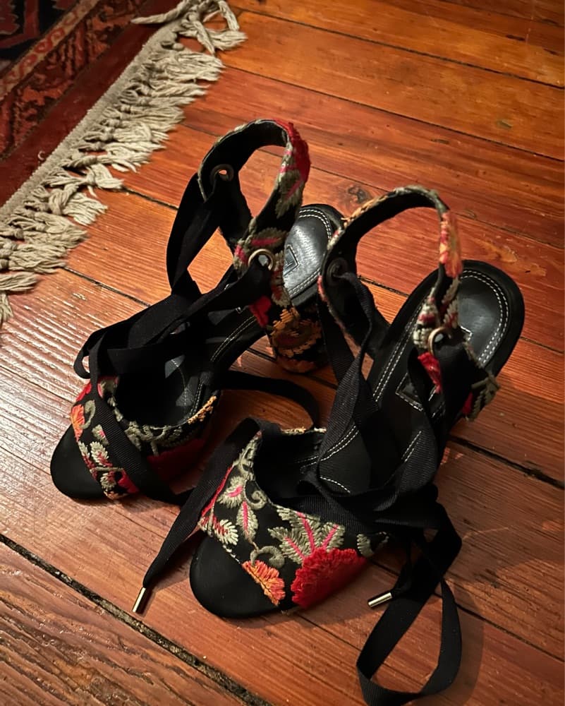Topshop Floral Lace Up Embroidered Heels - Image 5