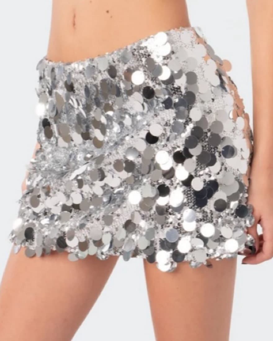 Low Rise Sequin Mini Skirt - Image 4