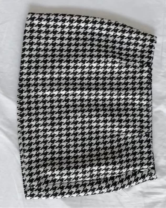 Mahalia Mini Skirt in Black & White - Image 3