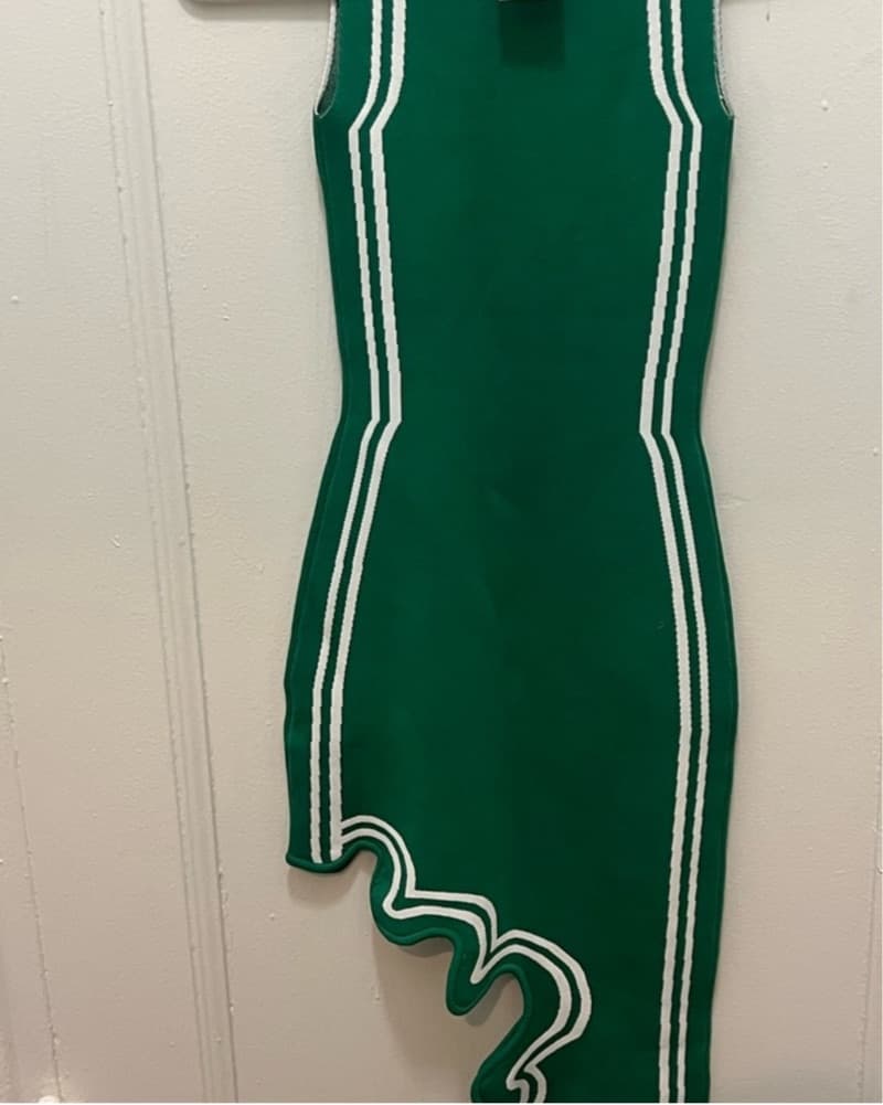 FRIDA WAVY ASYMMETRIC DRESS - GARDEN GRE - Image 2