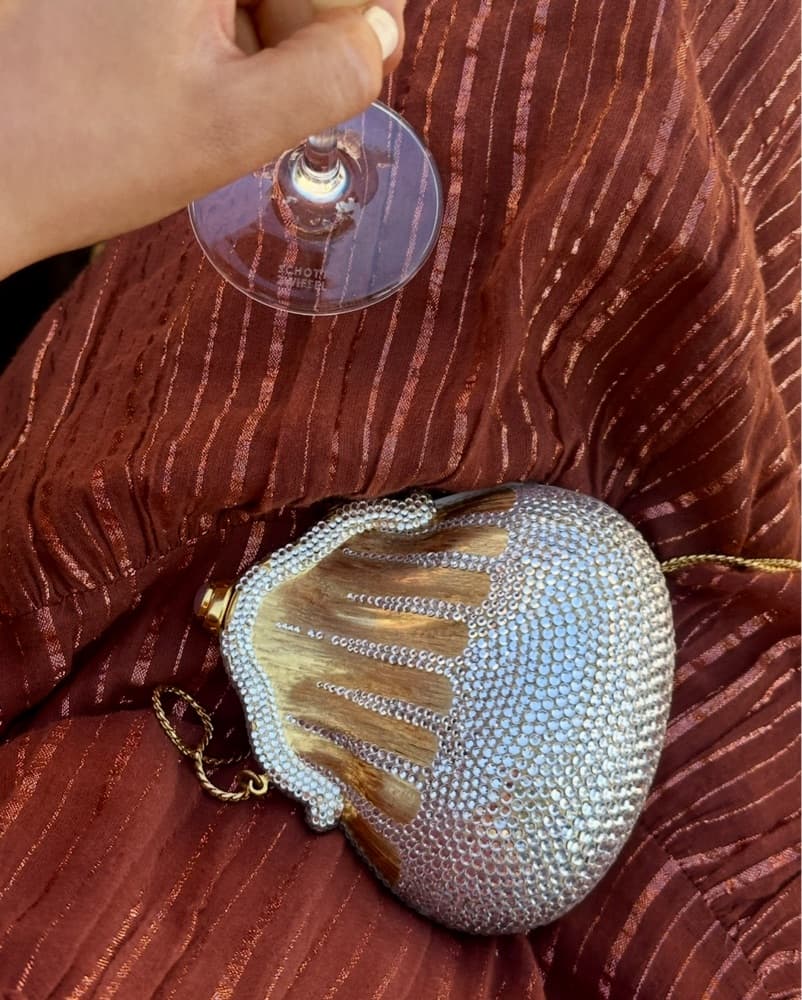 Judith Leiber Crystal Oyster Bag  - Image 5