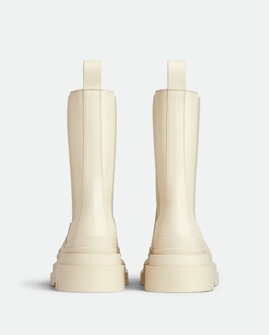 Bottega Veneta Tire Chelsea Boots - Image 3