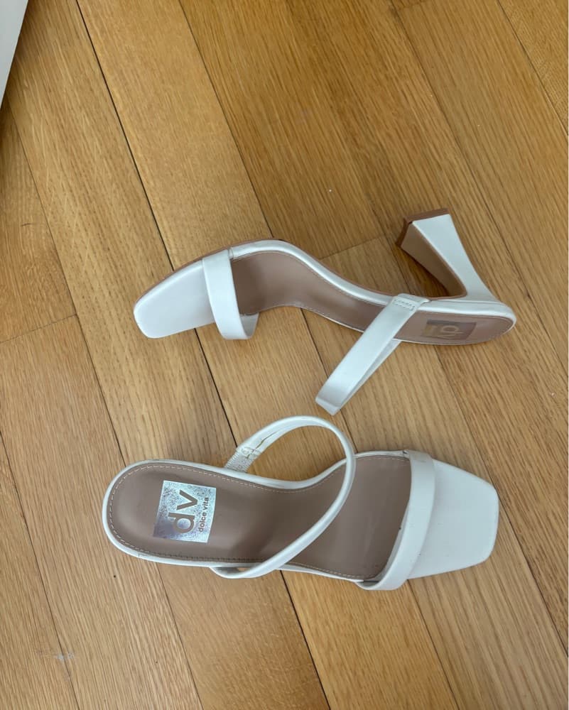 Dolce Vita White Heels - Image 2