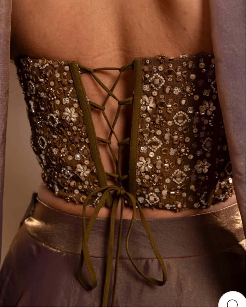 Aayka Zoya Lehenga - Image 4