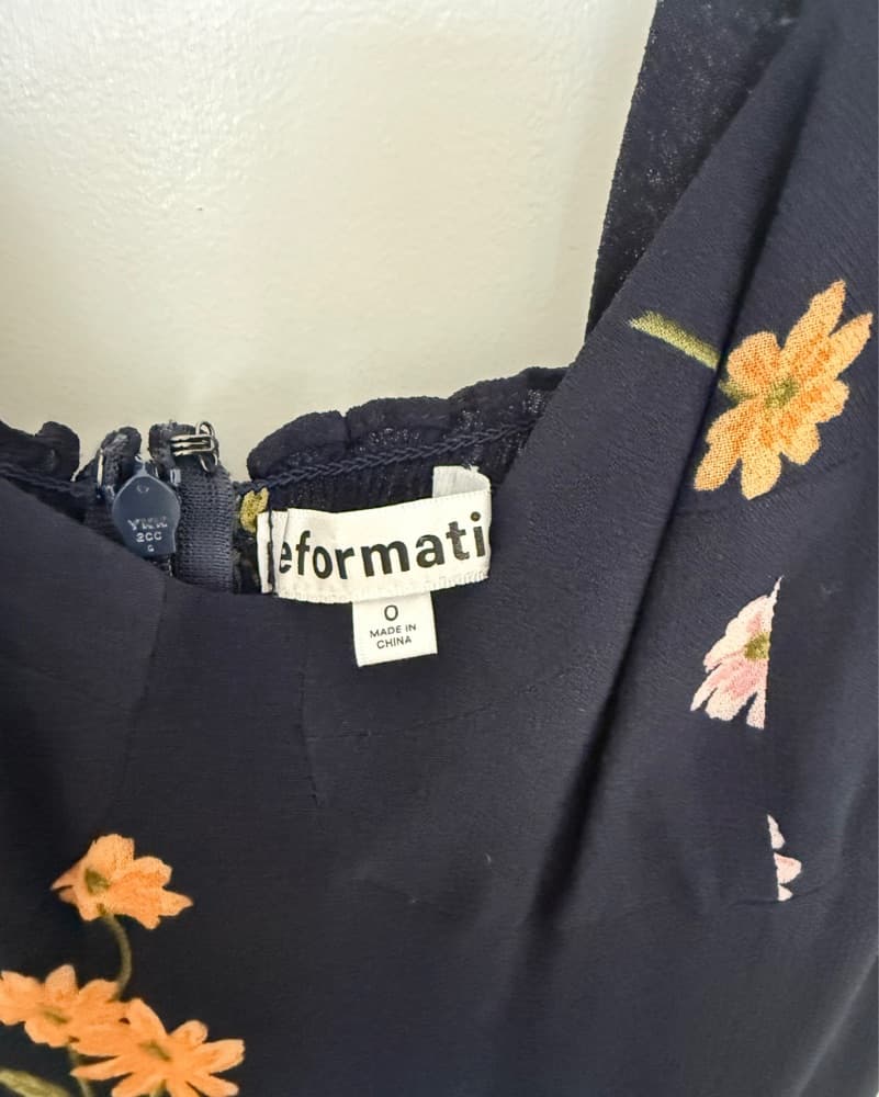 Reformation Fulton Dress Size O  - Image 4