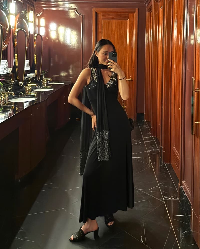 Vintage Dress With Shawl - Image 1