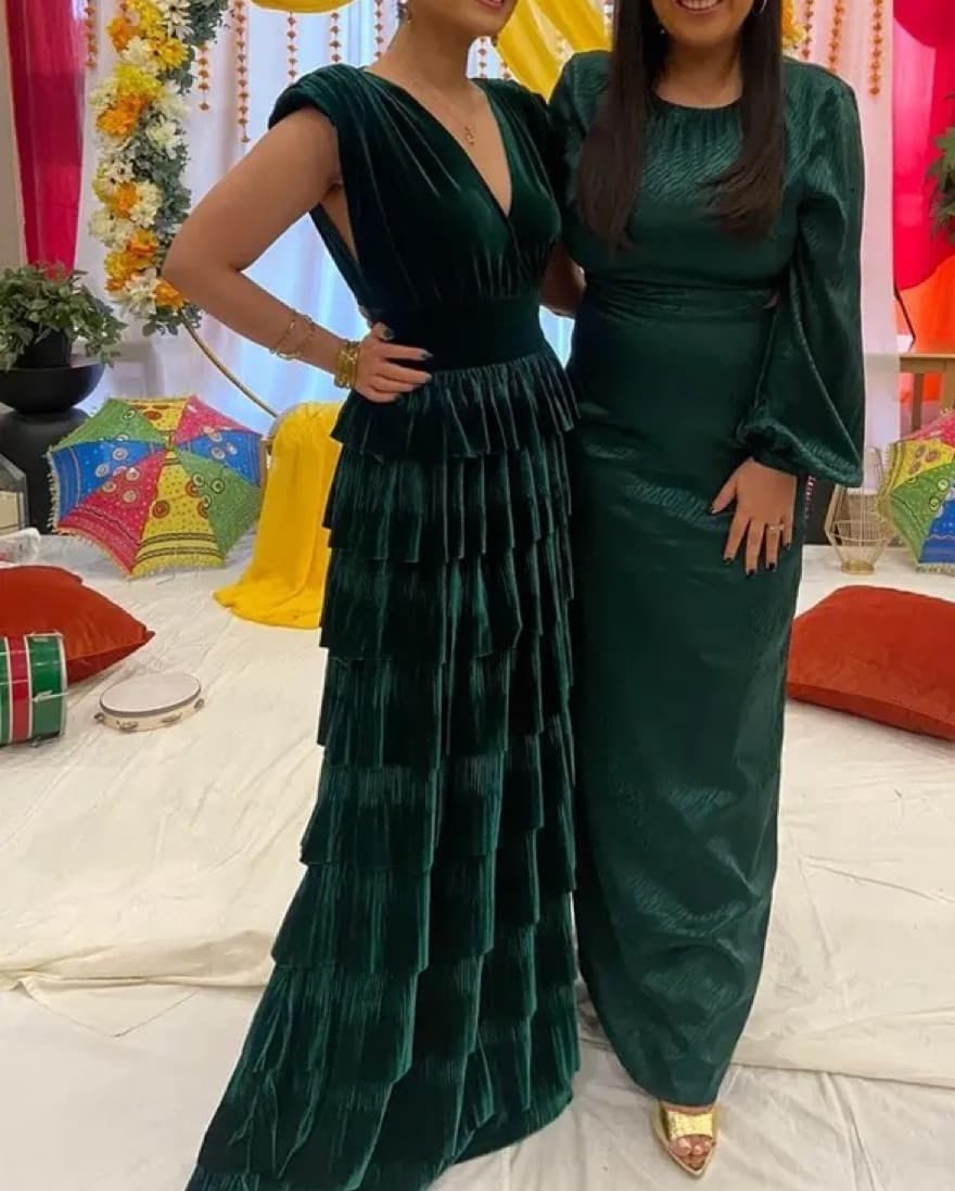 $849 Bronx And Banco Emerald Velvet Gown - Image 5
