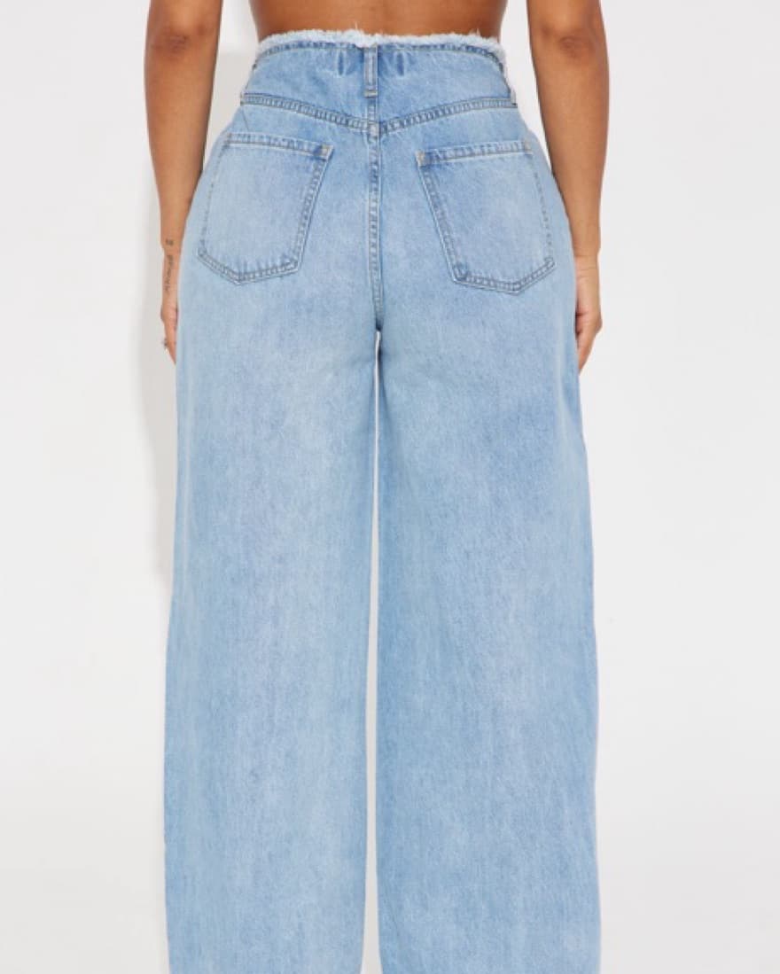 High-Rise Wide-Leg Jeans - Image 2